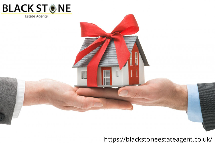 What is the best website to find houses to rent in Manchester?