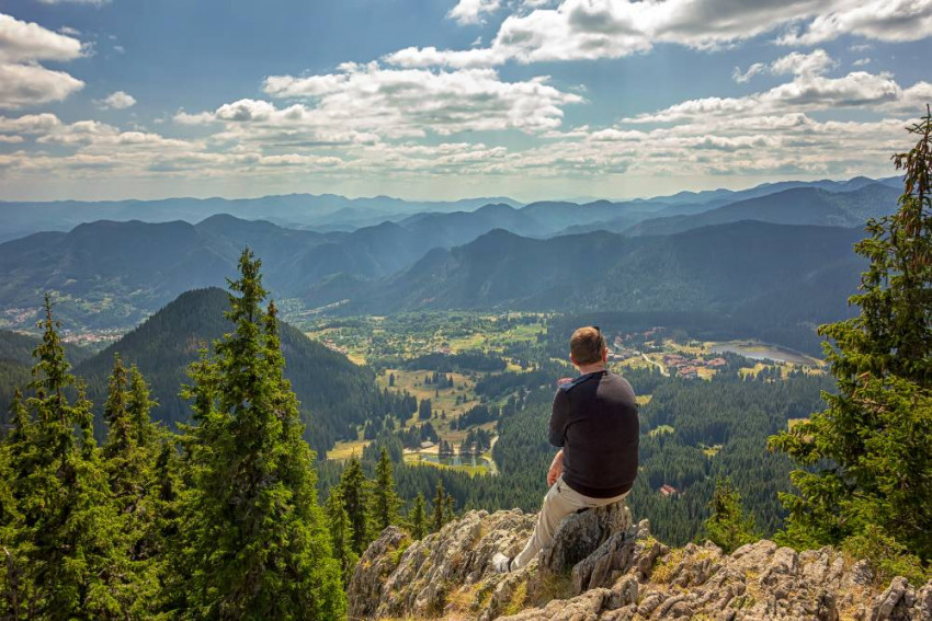 How to Keep a Your Travel Journal When Traveling?