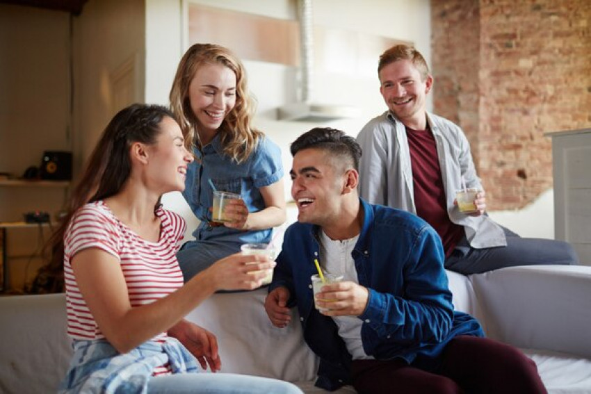 What You Should Know when You Meet Swingers