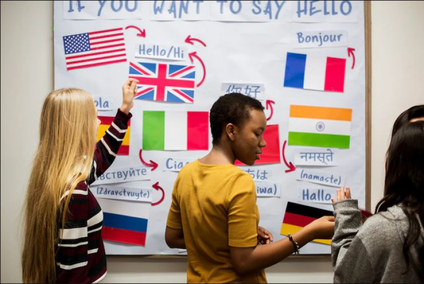 GoTranscript offers reliable French translation and French transcription online