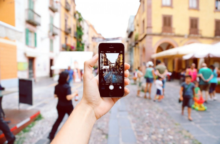 Is it possible to track a cell phone for free?
