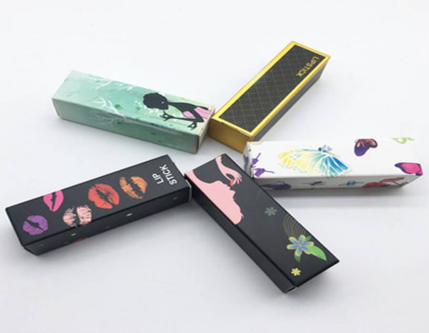 Present your lip beauty enhancers through high quality lipstick boxes