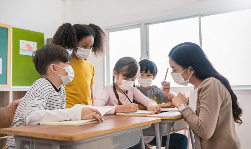What are the Differences between Private Schools V/s Public Schools
