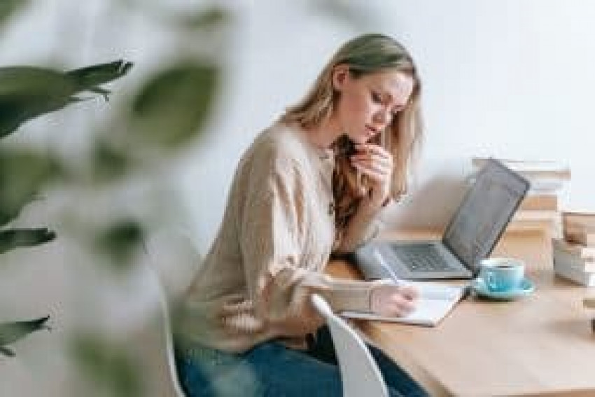 How Can You Get Benefit From Research Paper Editing Services?