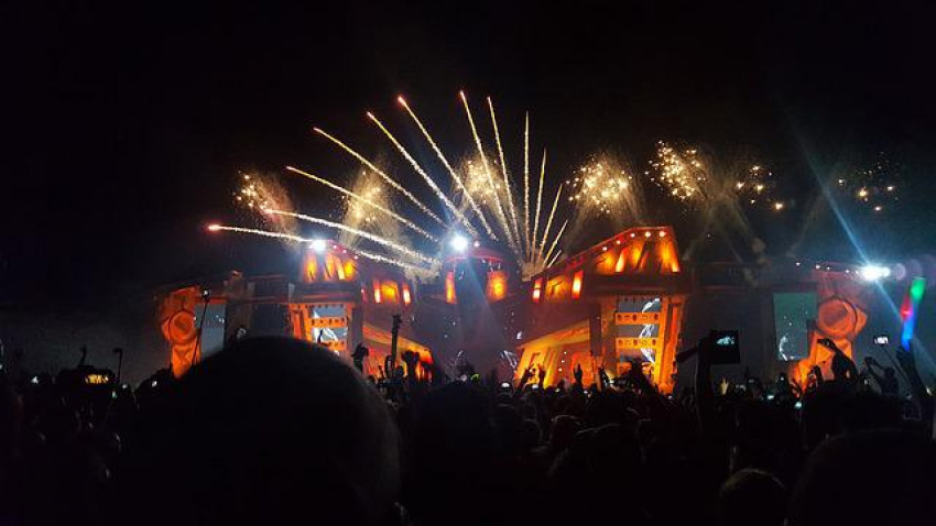How to Save Money on Festivals Season