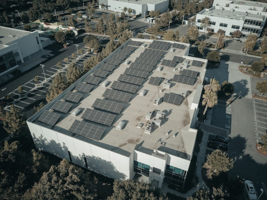 How Commercial Solar Panels in Miami will Benefit Your Business