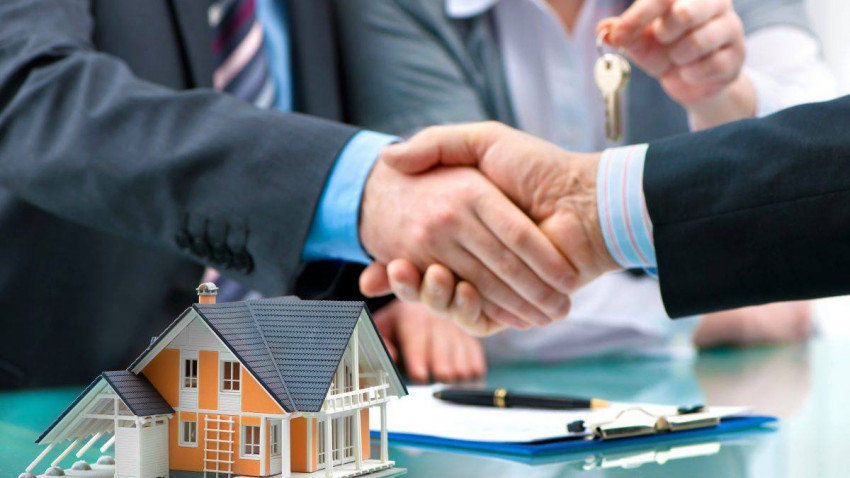 Consider These Factors Before Selling Your Home for Cash