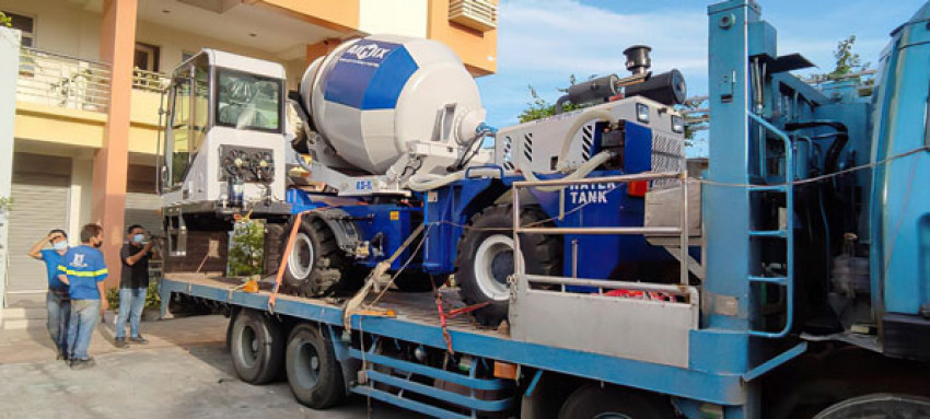 Look For A Hot Sale On Self Loading Mobile Concrete Mixers
