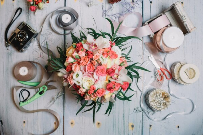 How to Start a Small Business with a Sola Wood Flower Bouquet in a Few Days