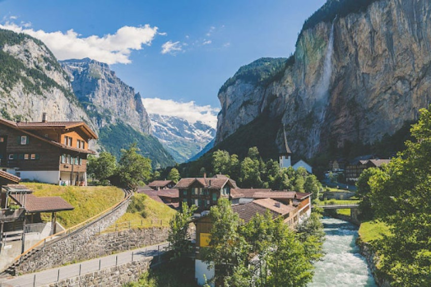 Best time to travel Switzerland in Best Cities - Joy-N-Crew