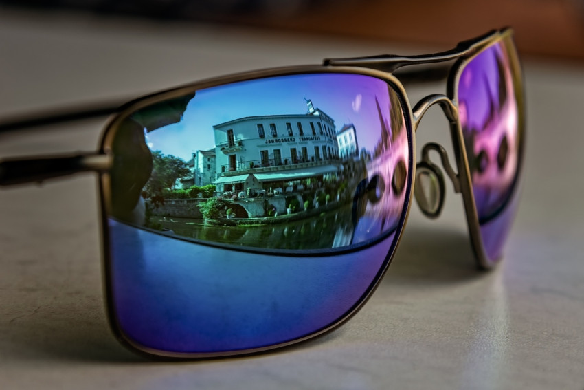 What are the good sunglasses brands?