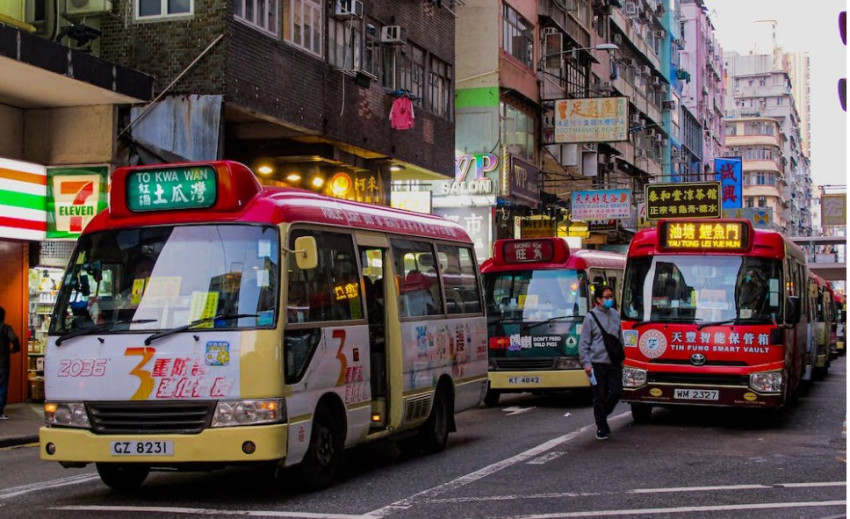 Unparalleled Luxury on Wheels: Discover the Premium VIP Minibus Experience in Singapore