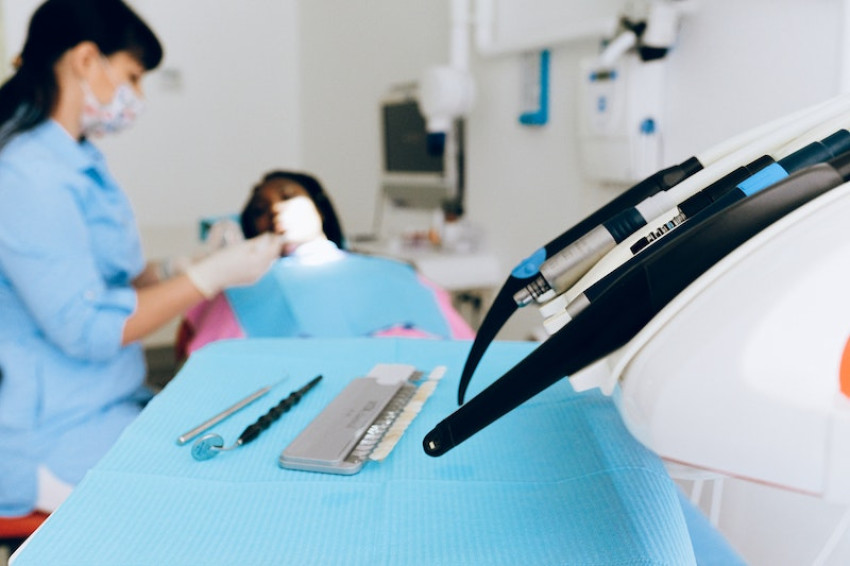 Why Do You Need a Root Canal Specialist in NYC in Your Life