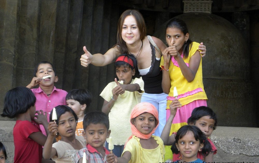 Top Reasons to help underprivileged children in India