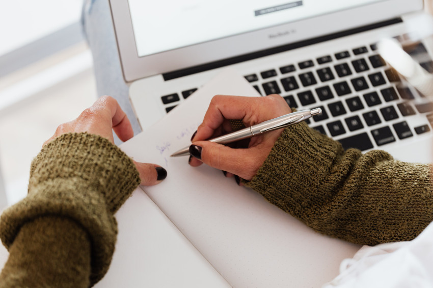 Top 6 Tips on IELTS Exam Preparation for High Scores
