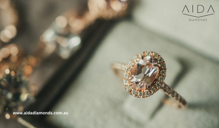5 Benefits of Buying Diamond Halo Engagement Ring