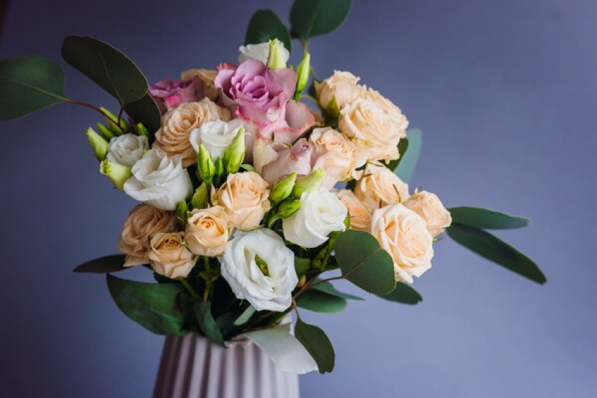 The Timeless Elegance of Sola Wood Flower Centerpieces