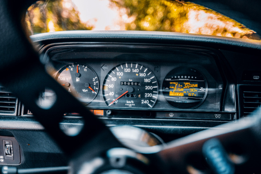 Revolutionizing Mileage Precision: Keylink Diagnostics Pioneers Odometer Correcting Services