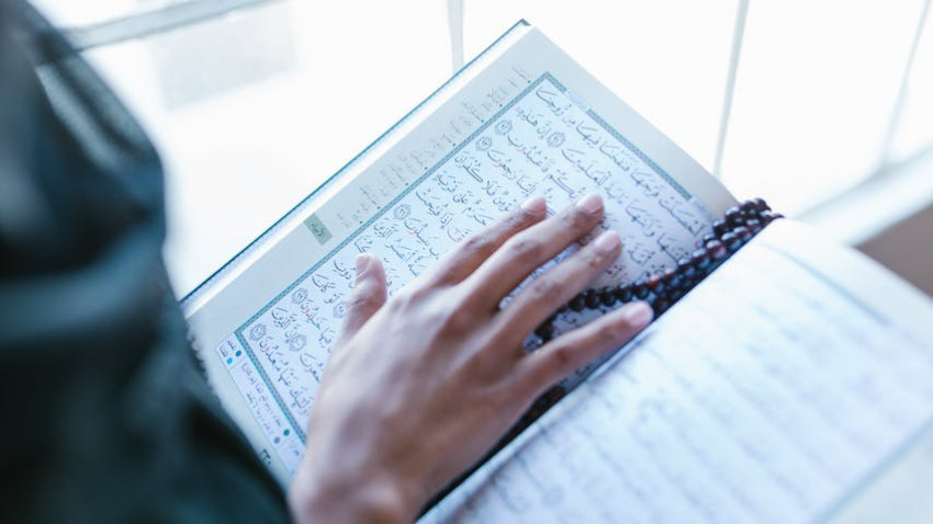Incorporating Quran learning into your daily routine: Small habits for big results.