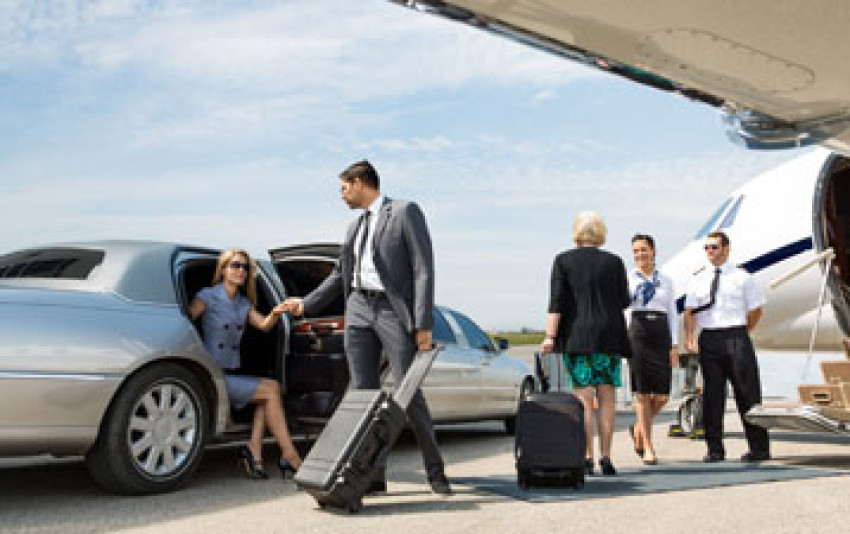 Safe and Convenient Travels: Maxi Vans Perth - Your Go-To Choice for Taxi with Baby Seat