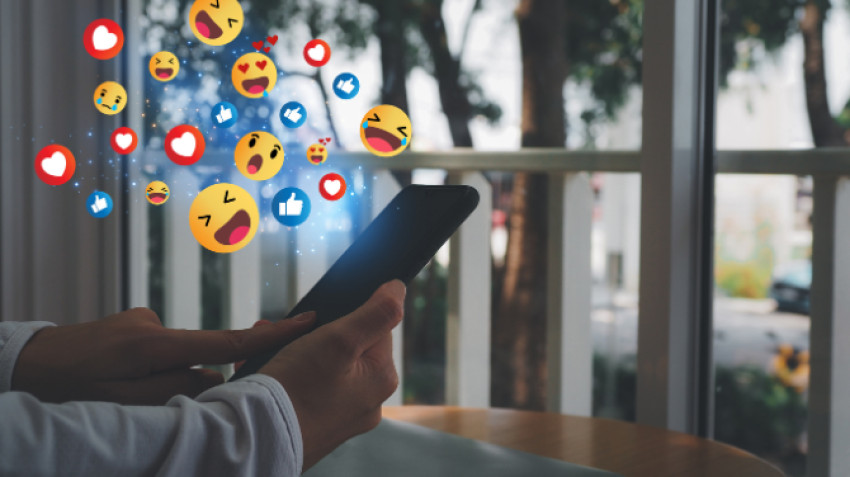 10 Essential Tools for Effective Social Media Marketing Services