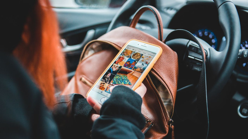 What Are the Essential Skills for Effective Social Media Marketing Services?