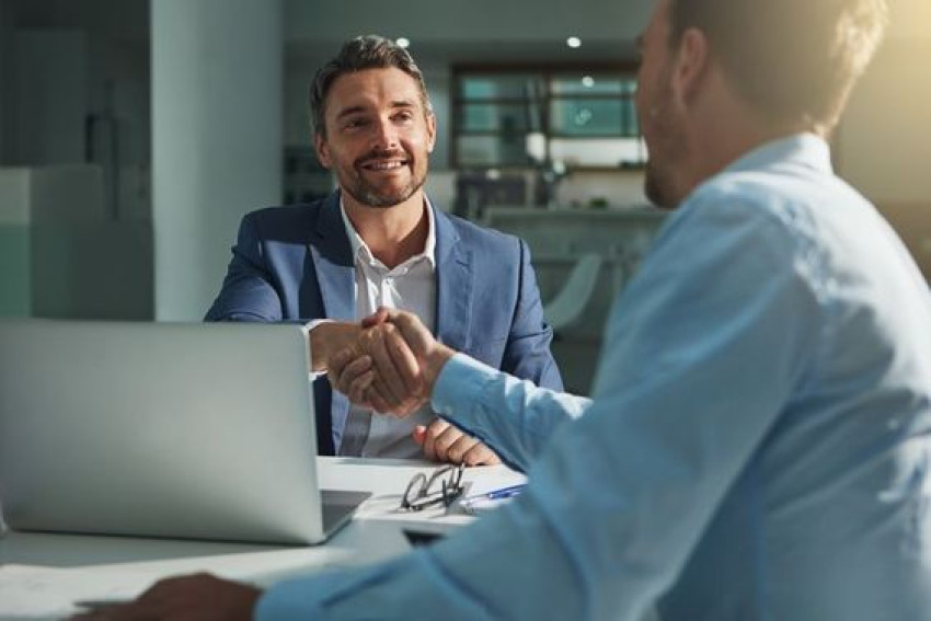 Online Loans for Same Day Settlement: A Nexus Approach to Handling Unexpected Debt