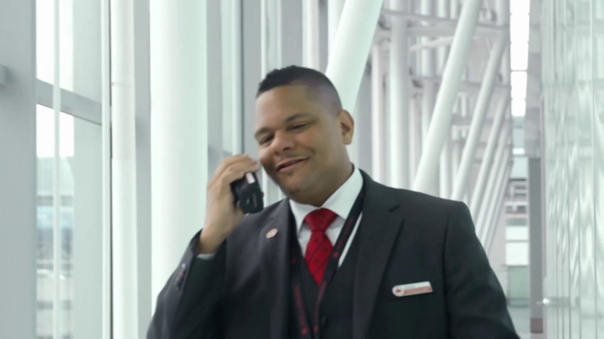 How can I ask a question from a real person at Spirit Airlines?