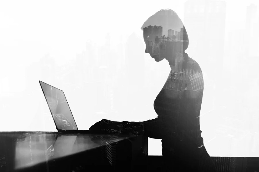 How Expert Writing Fuels the Growth of the Tech Industry