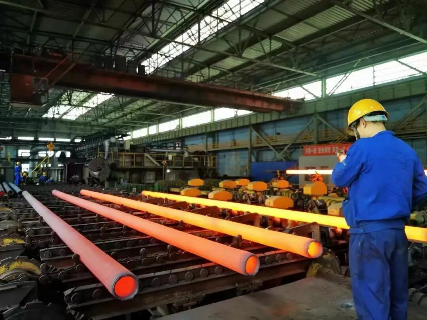 Application of carbon steel tubes in the field of new energy