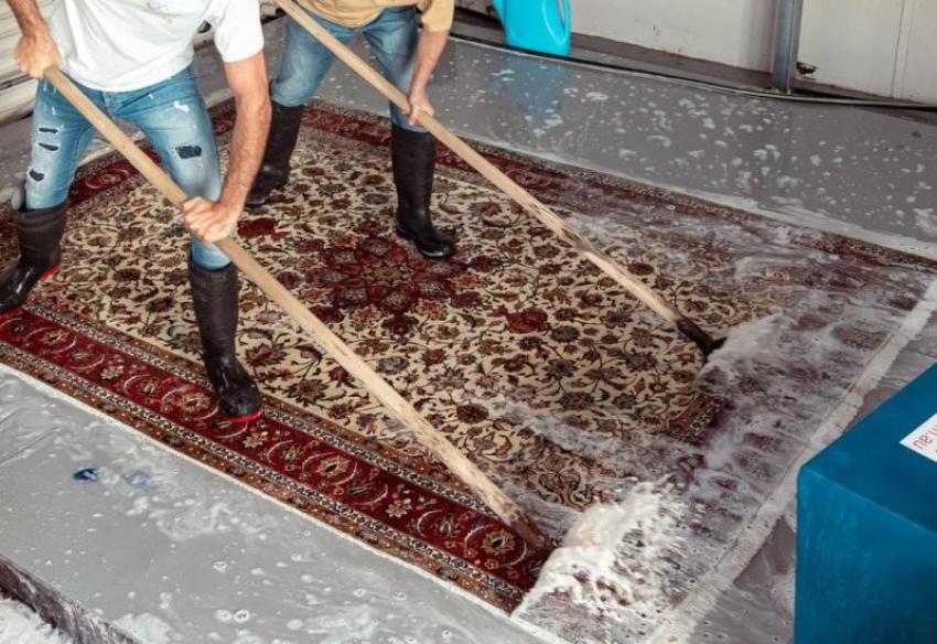Revive Rug’s Initial Color and Texture With Rug Cleaning Service Brisbane