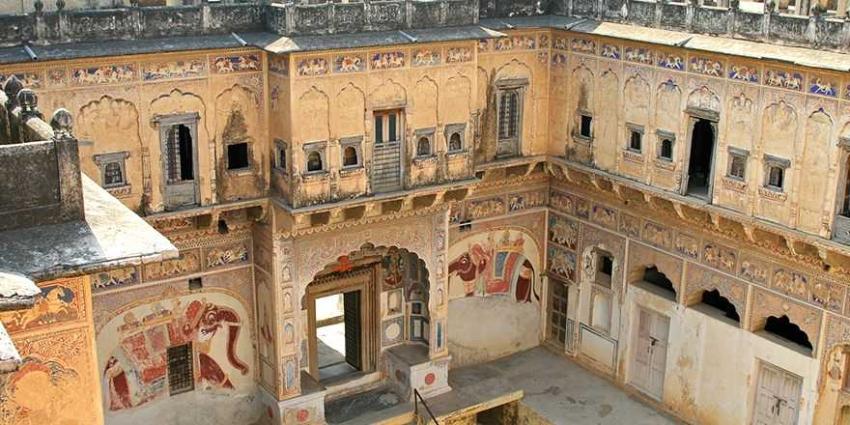 Visit India Travel with amazing attractions