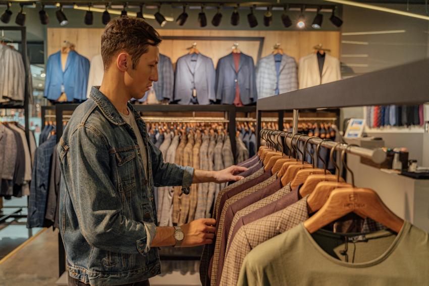 How Streetwear is Redefining Men's Formal Wear