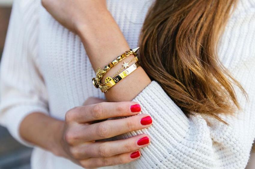 How to Choose Online Women Bracelets Based on Skin and Undertone?