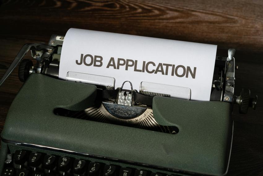 How to Select the Right Manpower Recruitment Agency for Your Industry