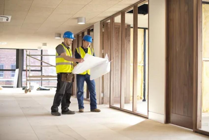 8 Ways General Contracting Services Simplify Home Remodels