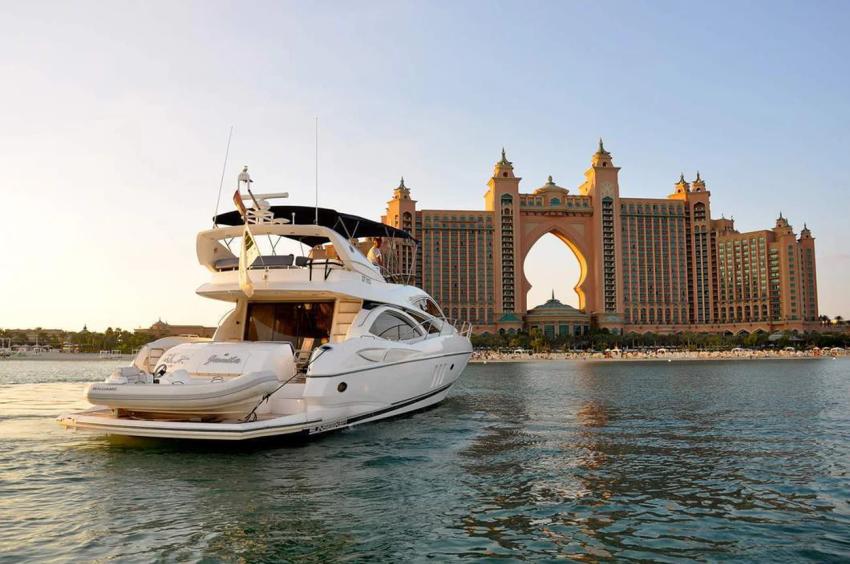 How to Book a Private Tour Without Breaking the Bank