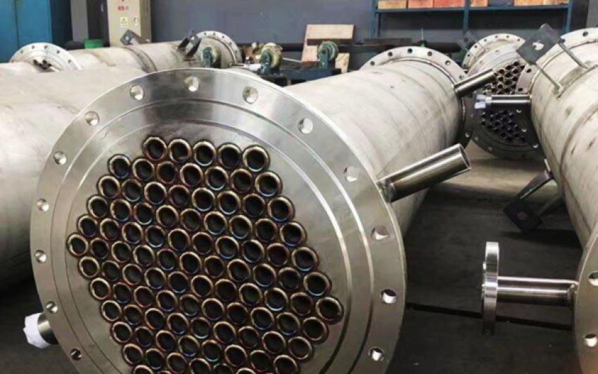 Should stainless steel heat exchanger tubes be seamless or welded?
