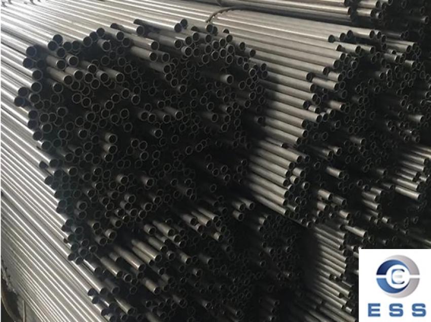 The Role of Seamless Black Steel Pipe