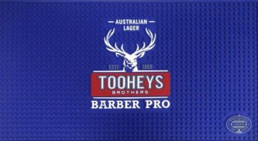 Comparing Magnetic vs. Non-Magnetic Barber Mats - Which One Fits Your Shop