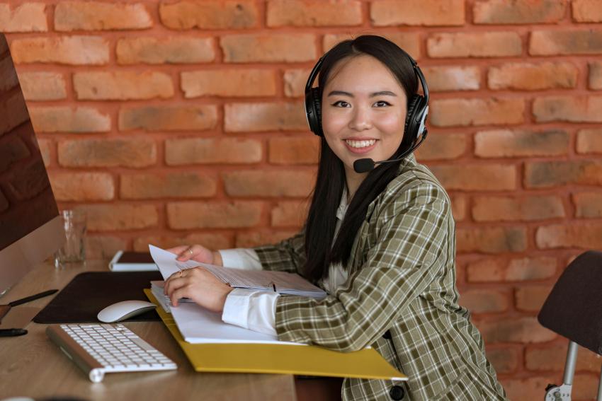 Looking for a Job in Delhi? Here’s How a Job Consultancy Can Help