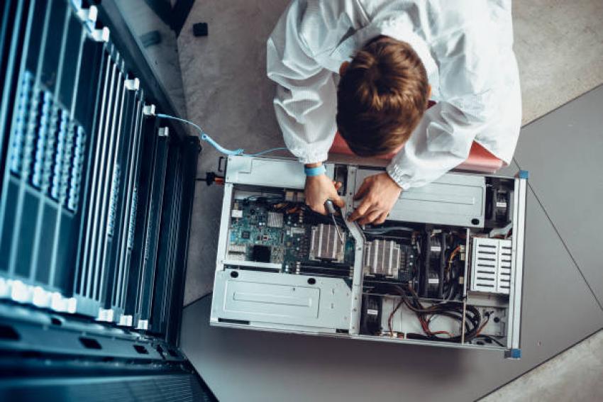 How to Tell If a Computer Motherboard Is Dead or Just Misbehaving?