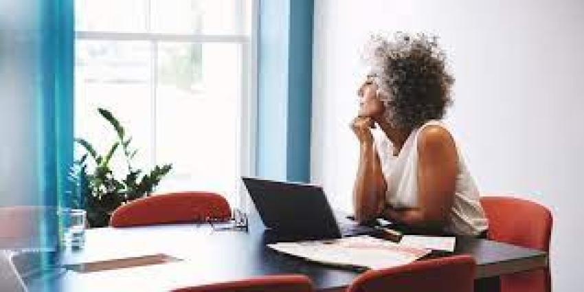 Work and Online Short-Term Loans Are a Real Help on Wet Days