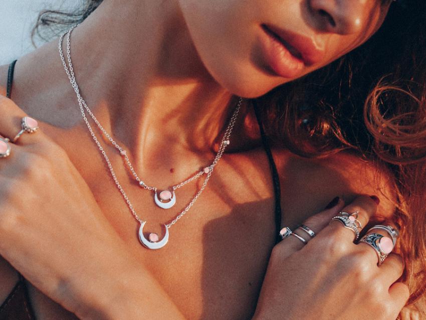 Moonstone Jewelry for Brides: A Soft Touch of Magic on Your Big Day