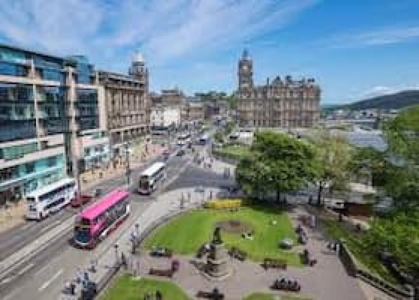 Driving in Scotland: Is It Necessary to Have a Car When Visiting Glasgow and Edinburgh?