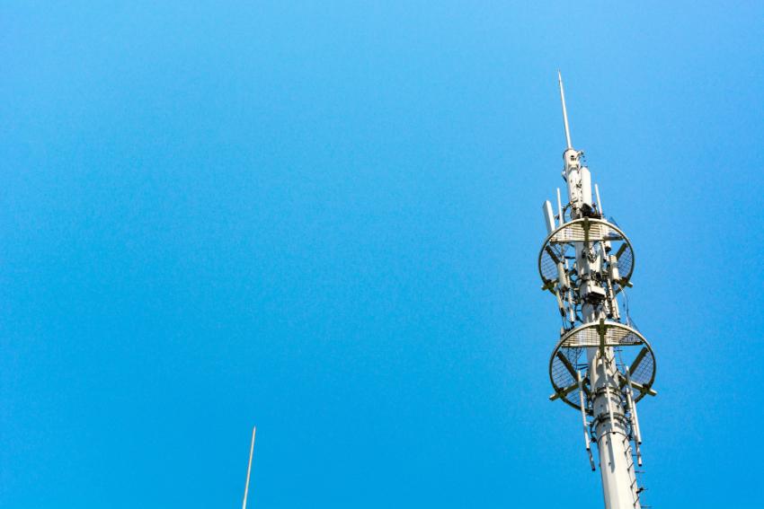 How Multi Network eSIM Technology Reduces Downtime and Improves Reliability