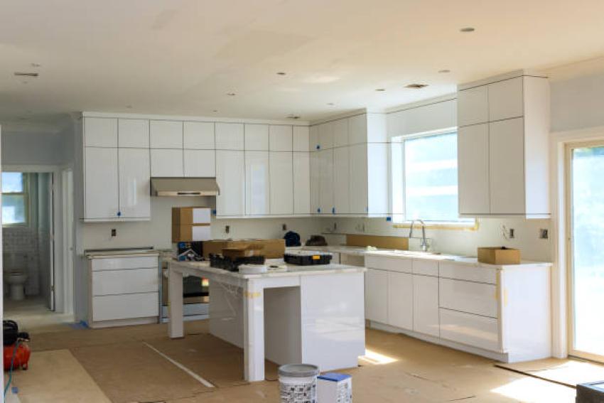 What Challenges Do Remodelers Face in Historical Home Restorations?