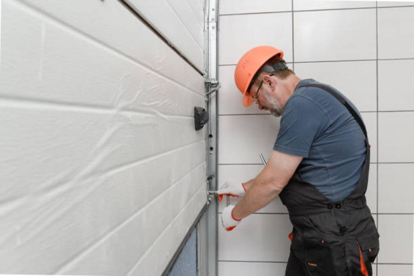 How Boca Raton Garage Door Installation Services Add Smart Home Security