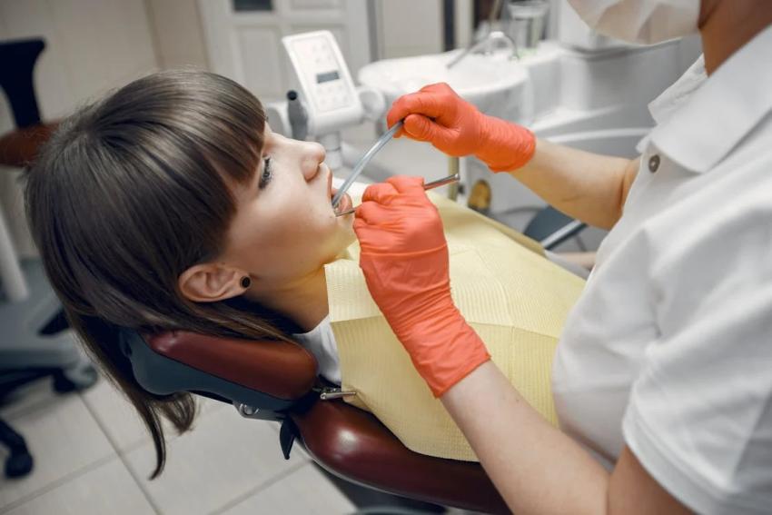 $99 Dental Cleaning vs. Deep Cleaning: What’s the Difference