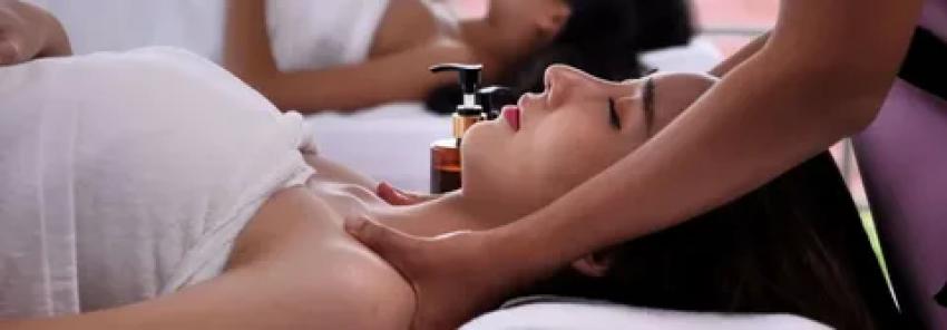 What Makes Express Massage Services Ideal for Office Burnout Recovery?